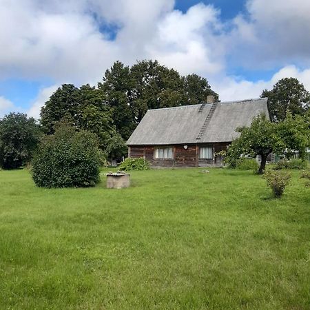 Brivdienu Lauku Maja Budnieki Akmendziras Luaran gambar